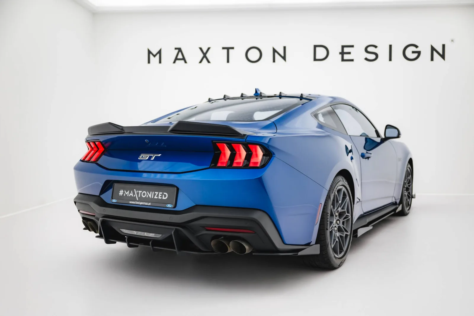 Rear Diffuser Street Pro compatible with Ford Mustang GT Mk7