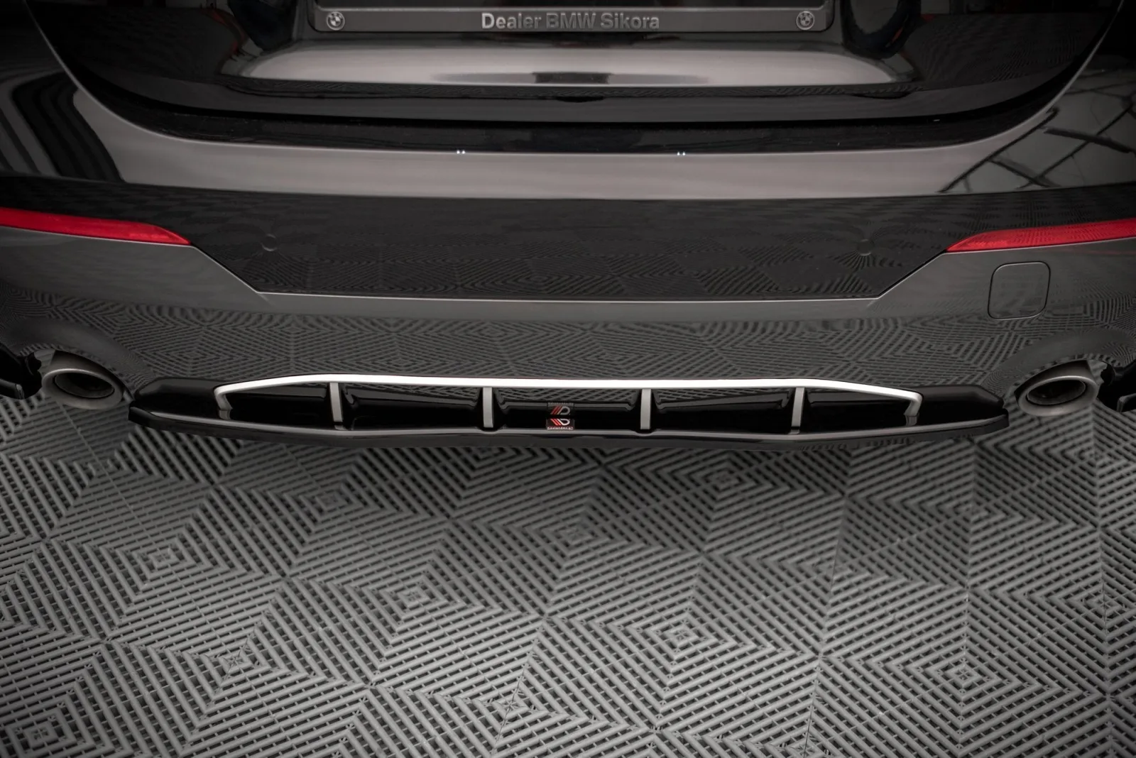 Rear Splitter compatible with BMW 4 M-Pack G22 / G23 / G22 Facelift / G23 Facelift