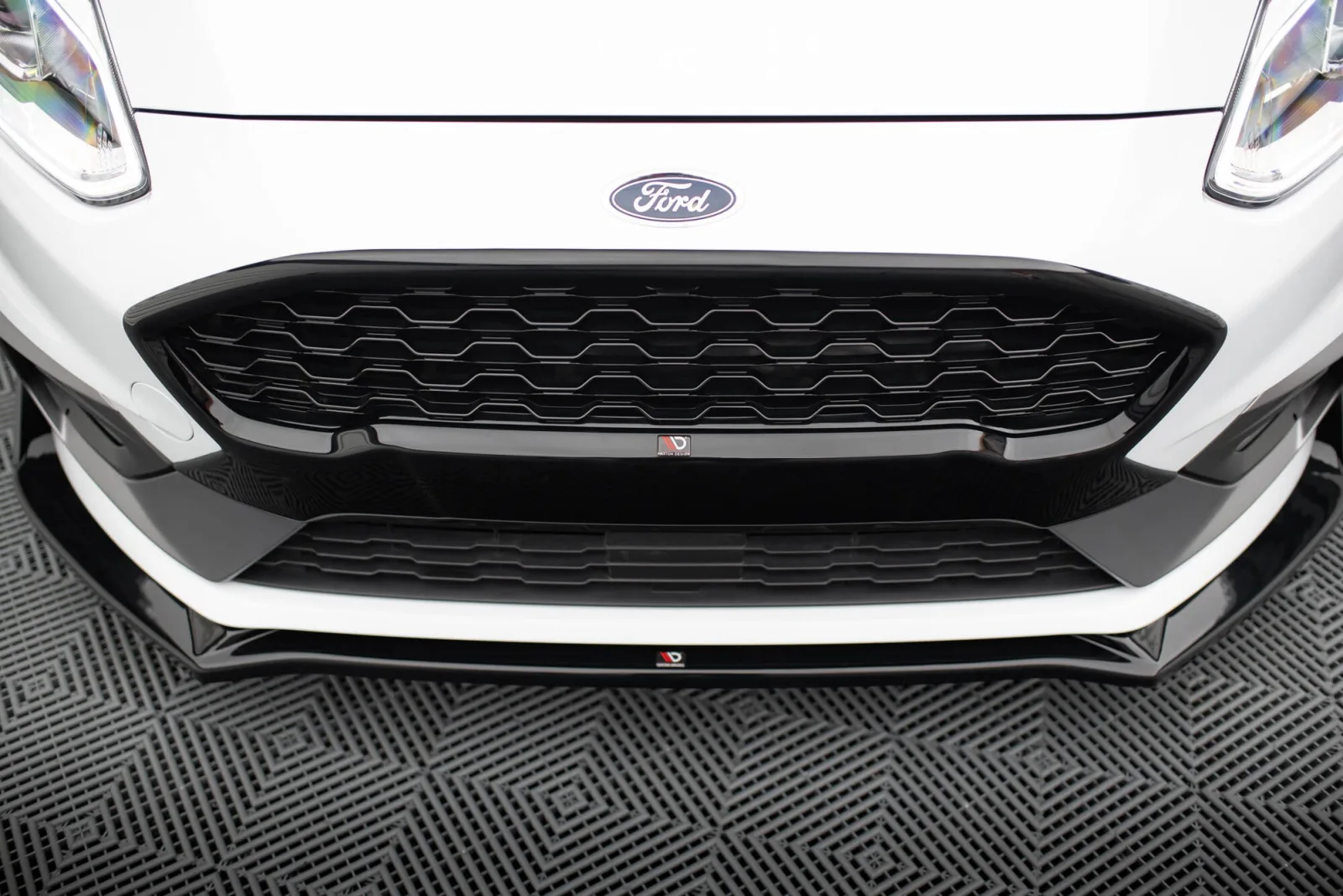 Grill Front compatible with Ford Fiesta ST / ST-Line Mk8