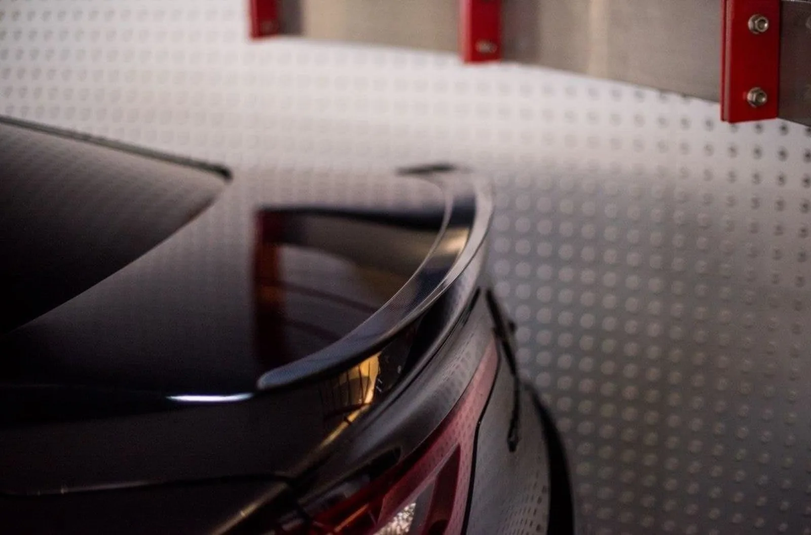 Spoiler Cap compatible with Renault Talisman