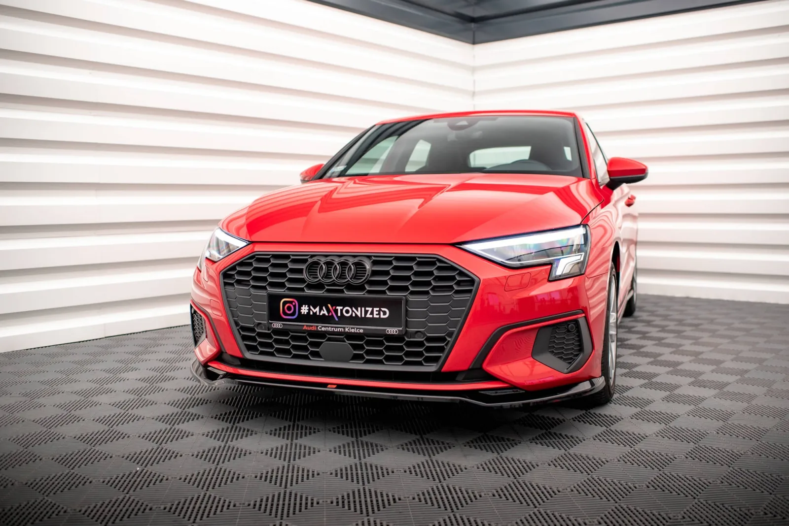 Front Splitter V.2 compatible with Audi A3 8Y