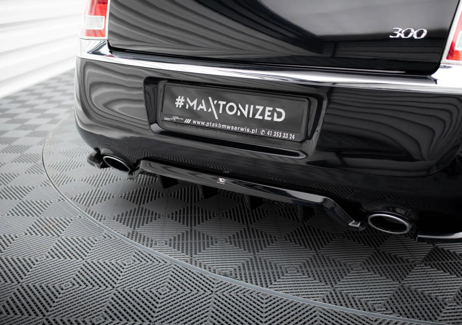 Rear Splitter (With Diffuser) compatible with Chrysler 300 Mk2