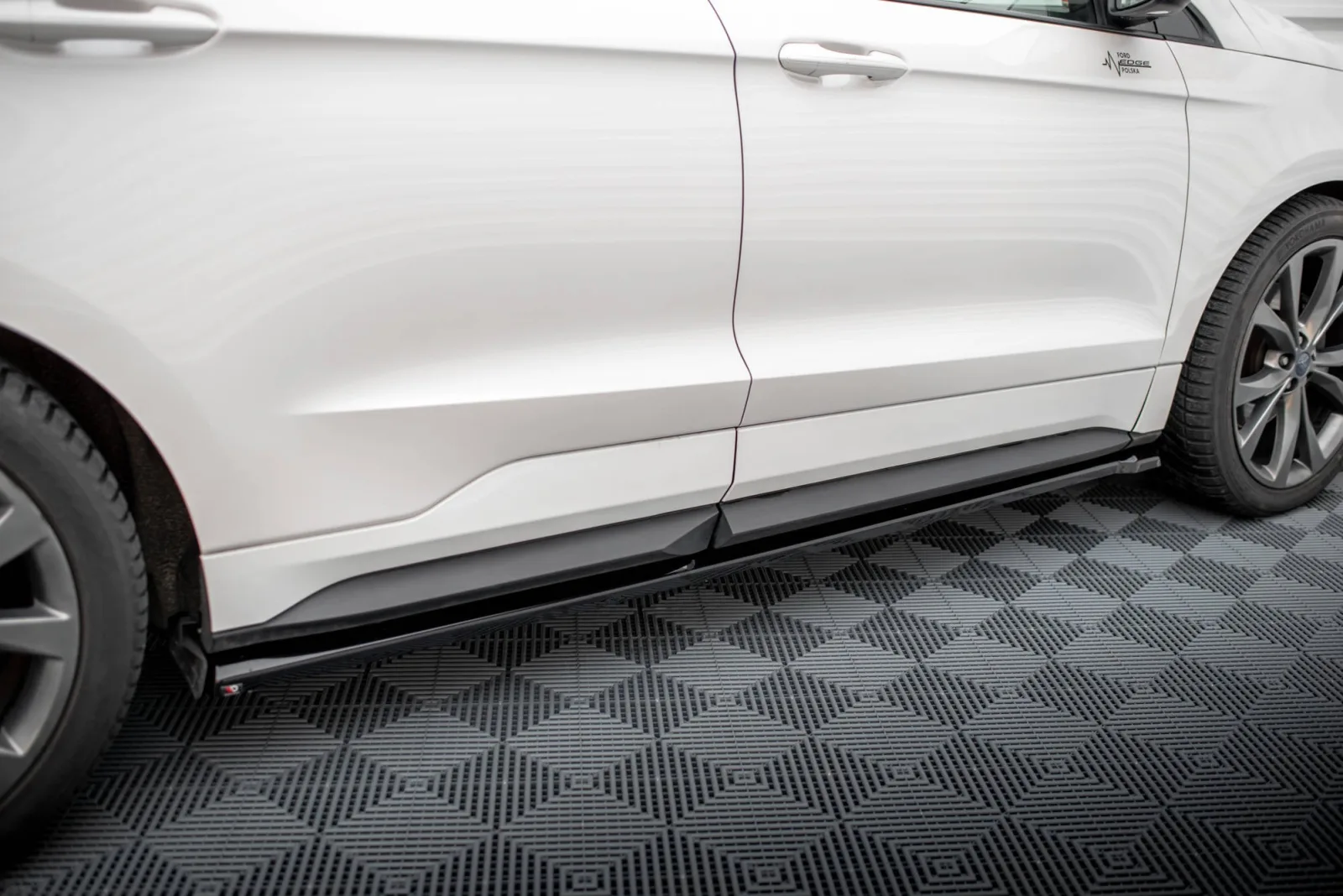 Side Skirts Diffusers compatible with Ford Edge Sport Mk2