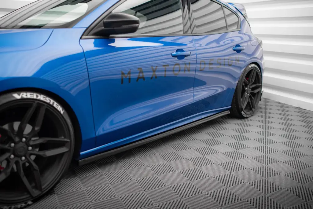 Side Skirts Diffusers V.5 compatible with Ford Focus ST / ST-Line Mk4
