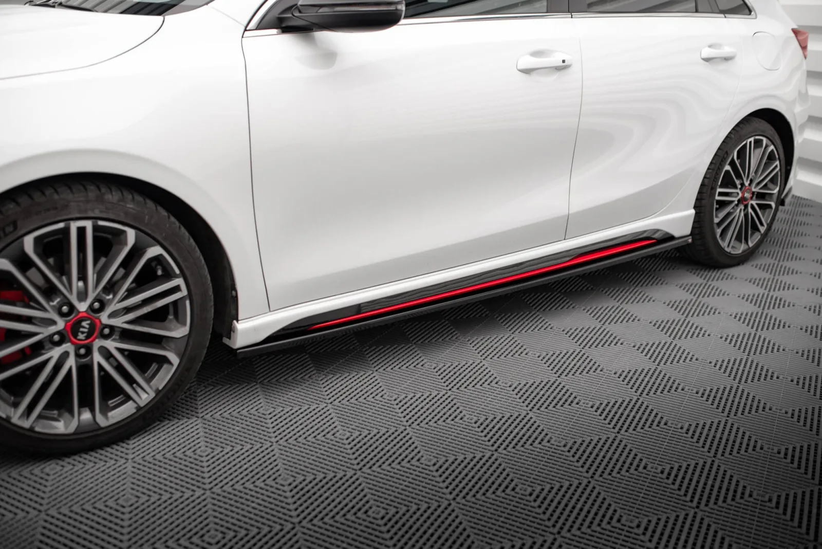 Side Skirts Diffusers compatible with Kia Ceed GT Mk3