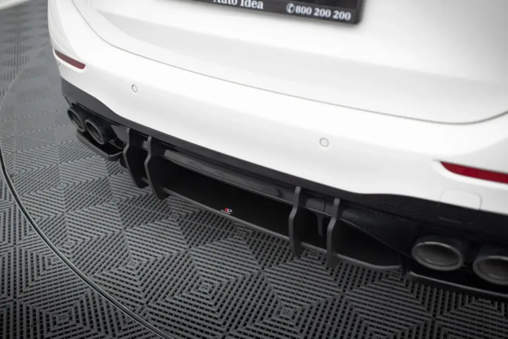Rear Diffuser Street Pro compatible with Mercedes-AMG C 43 W206