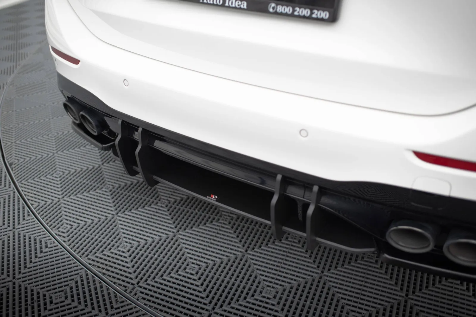 Rear Diffuser Street Pro compatible with Mercedes-AMG C 43 W206