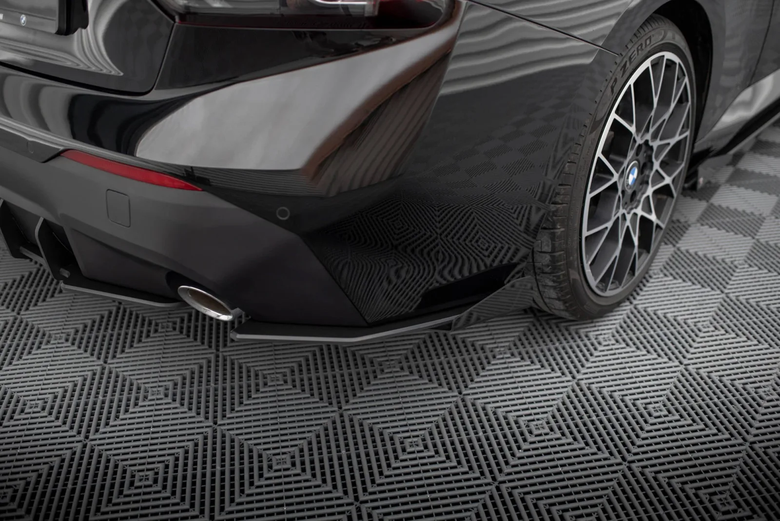 Rear Side Splitters Street Pro + Flaps compatible with BMW 2 Coupe G42