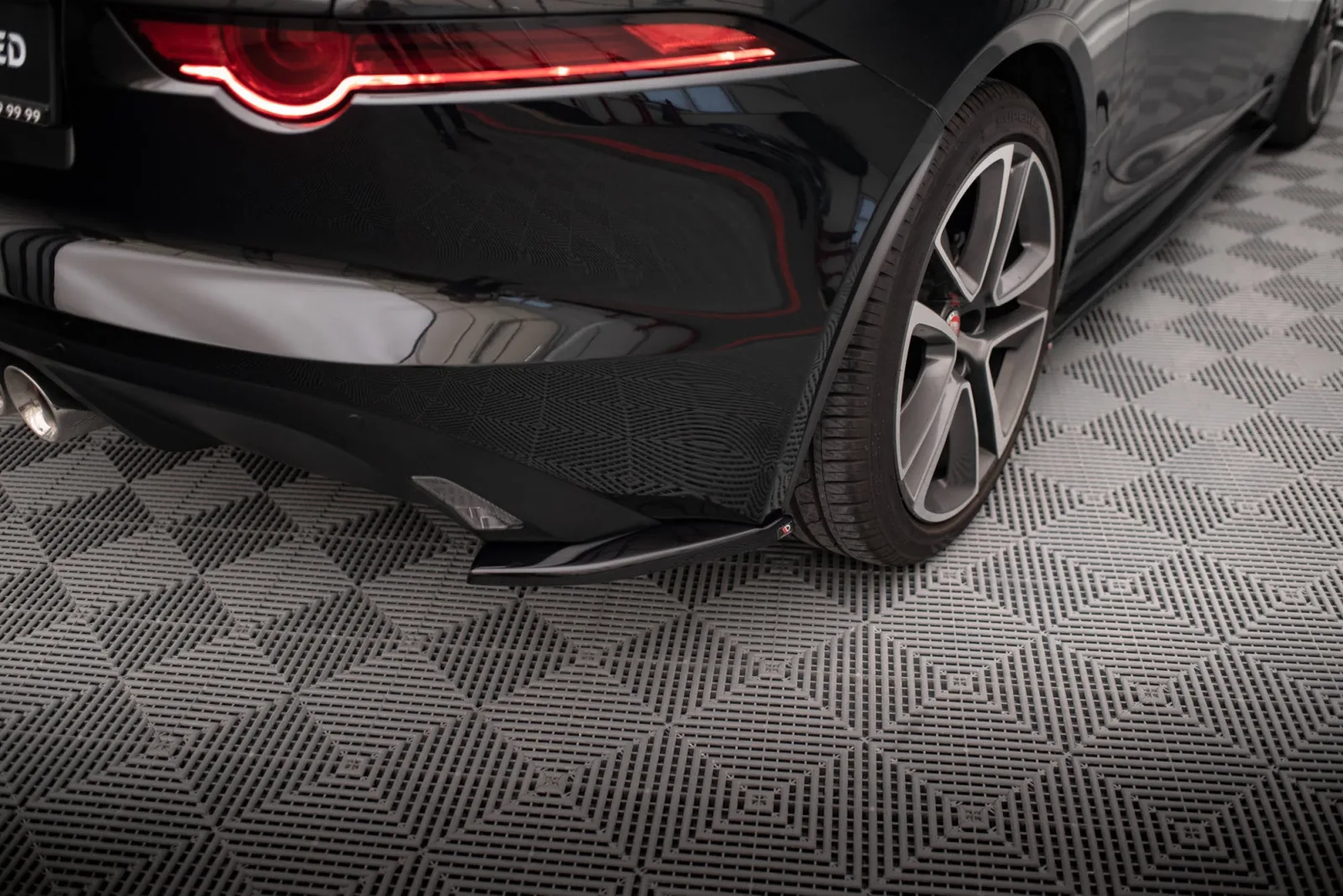 Rear Side Splitters compatible with Jaguar F-Type Mk1 Facelift