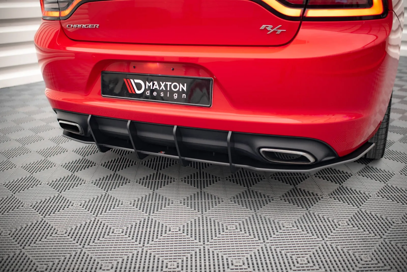 Rear Diffuser Street Pro compatible with Dodge Charger RT Mk7 Facelift