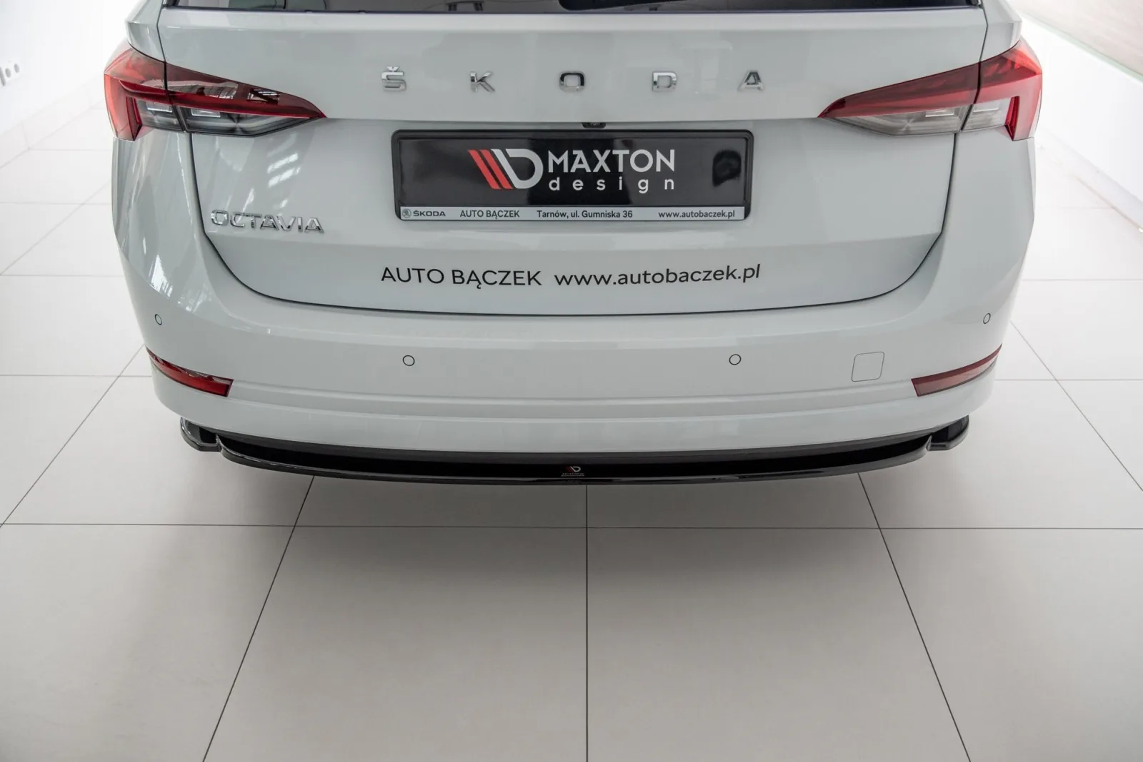 Rear Splitter compatible with Skoda Octavia Mk4