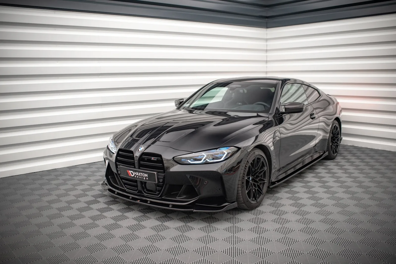 Front Splitter V.3 compatible with BMW M4 G82 / G82 Facelift