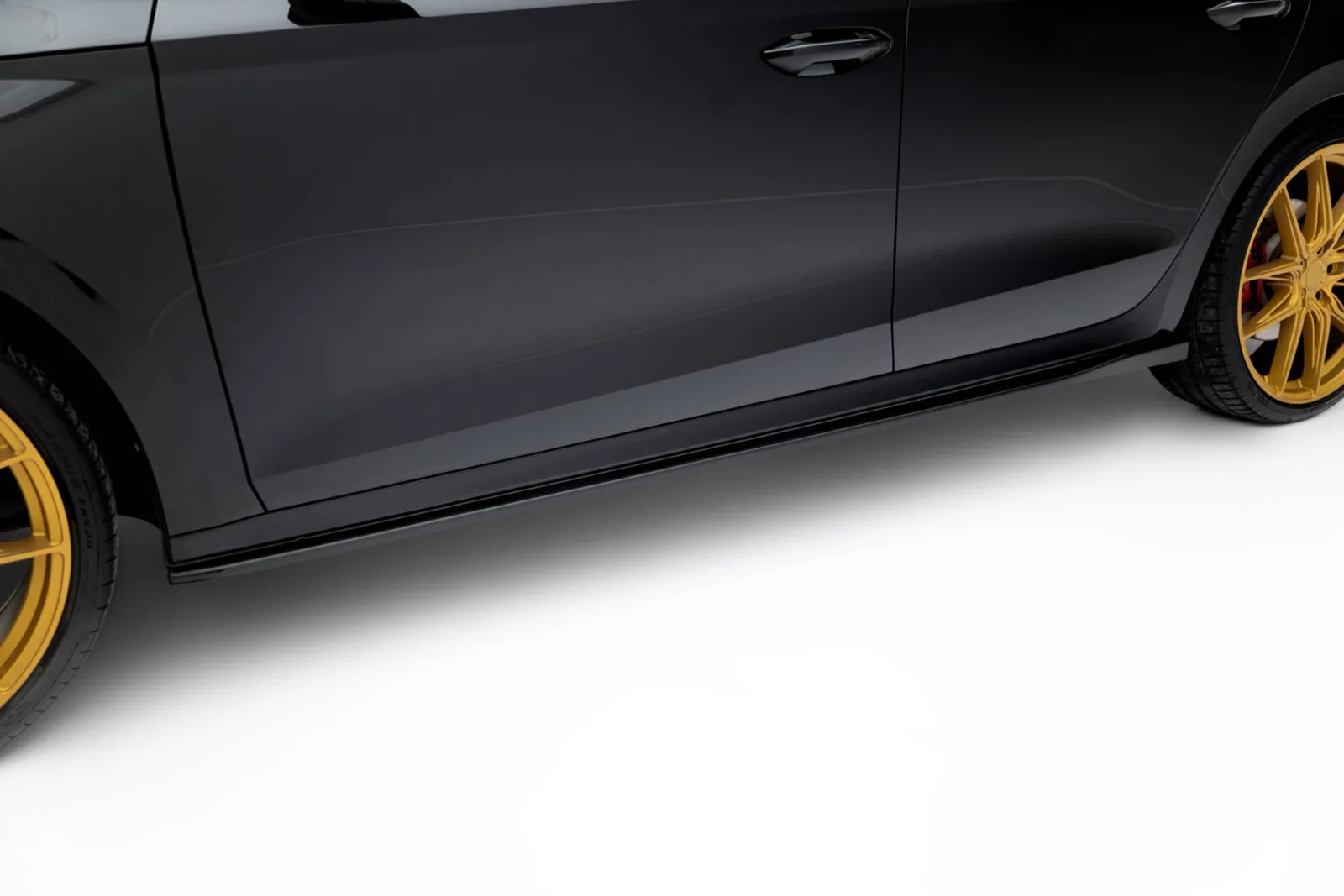 Side Skirts Diffusers V.2 compatible with Skoda Octavia RS Liftback / Combi Mk4 Facelift