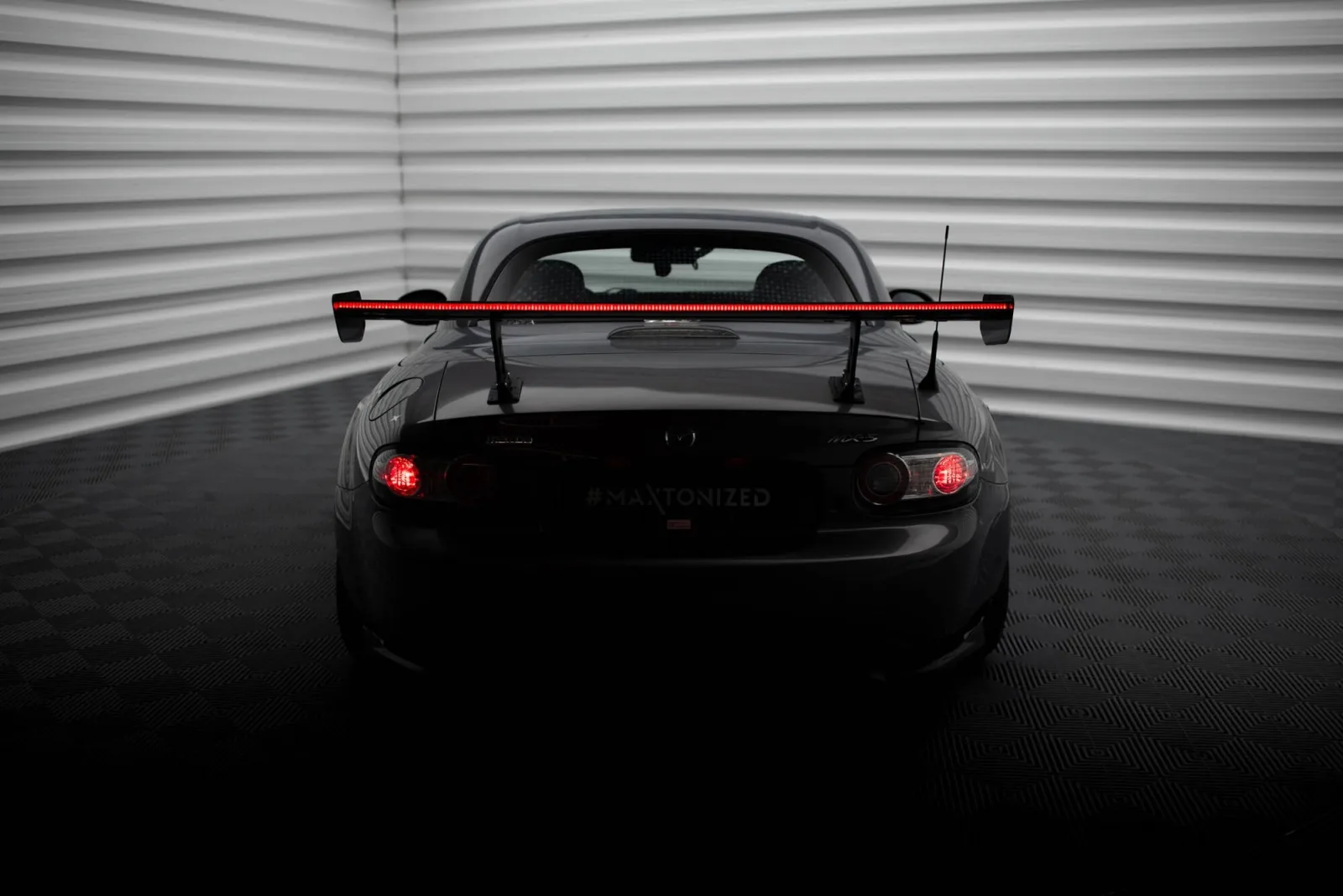 Carbon Spoiler + LED compatible with Mazda MX5 Hardtop NC(MK3)