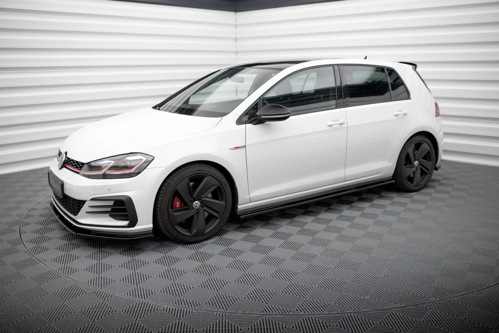 Set of Splitters compatible with Volkswagen Golf GTI Mk7 Facelift