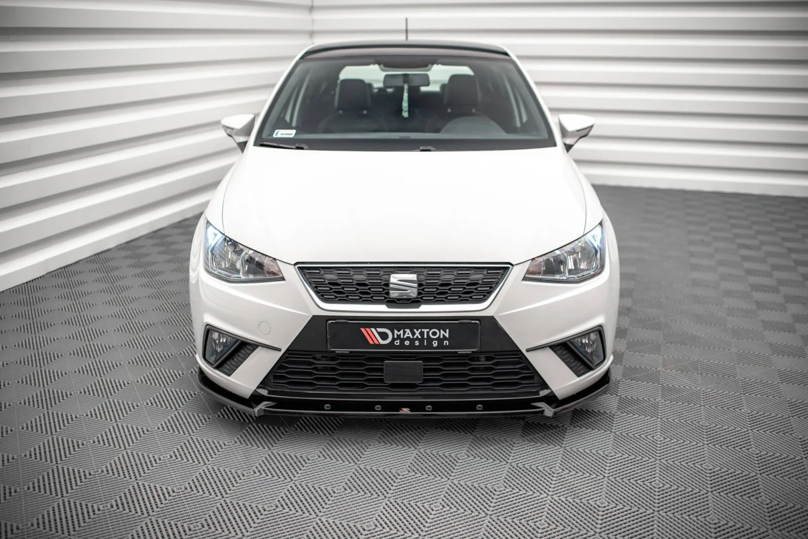Front Splitter V.1 compatible with Seat Ibiza FR/ Standard Mk5
