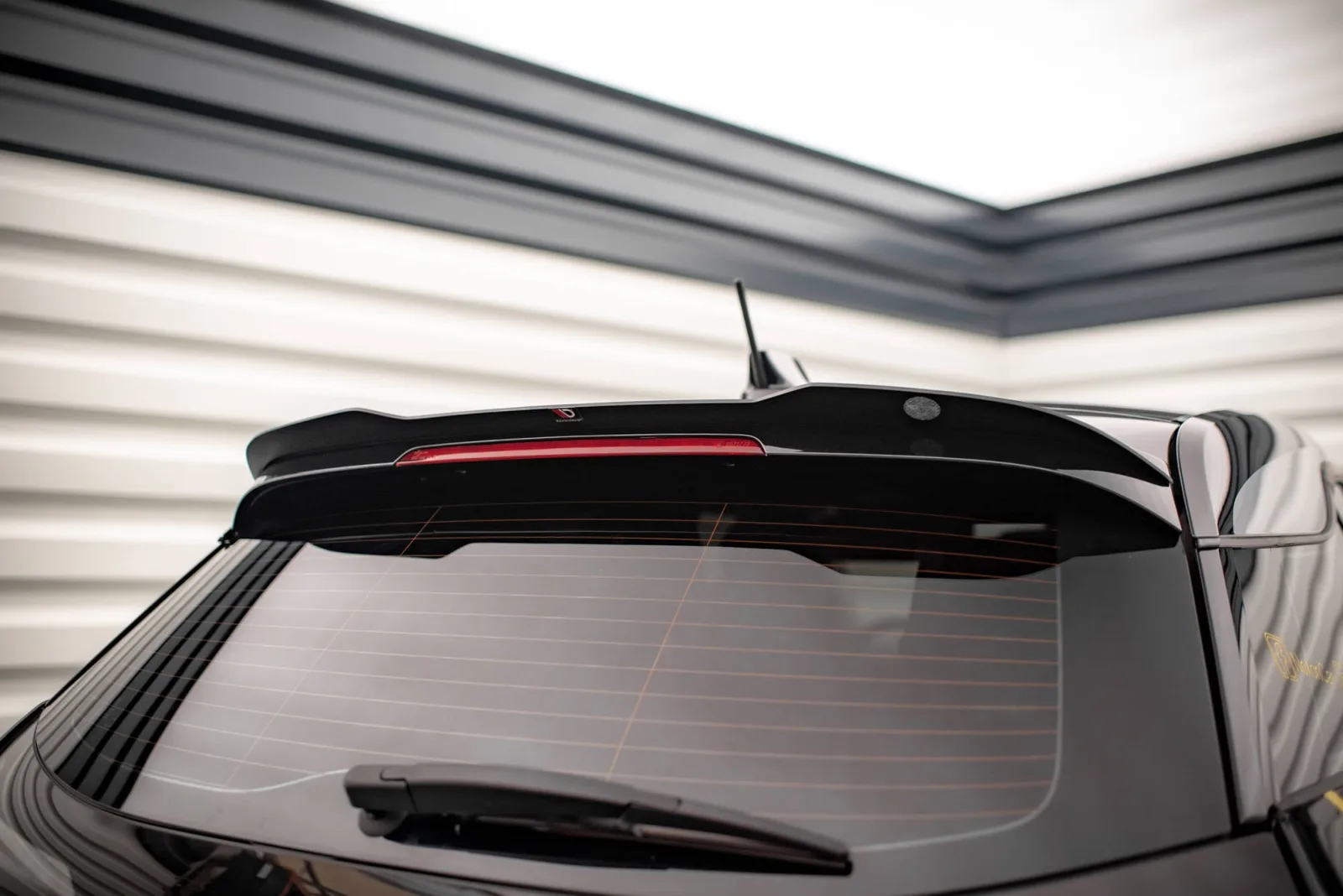 Spoiler Cap compatible with BMW i3 Mk1 Facelift