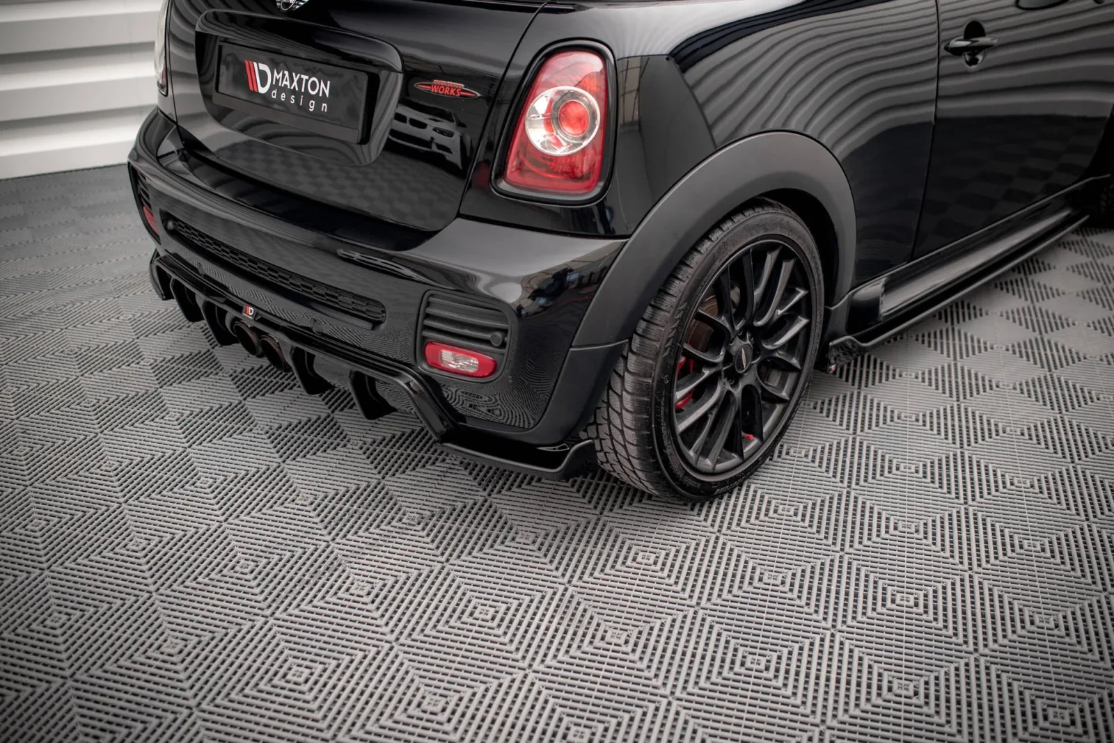 Rear Side Splitters V.3 compatible with Mini Cooper John Cooper Works R56