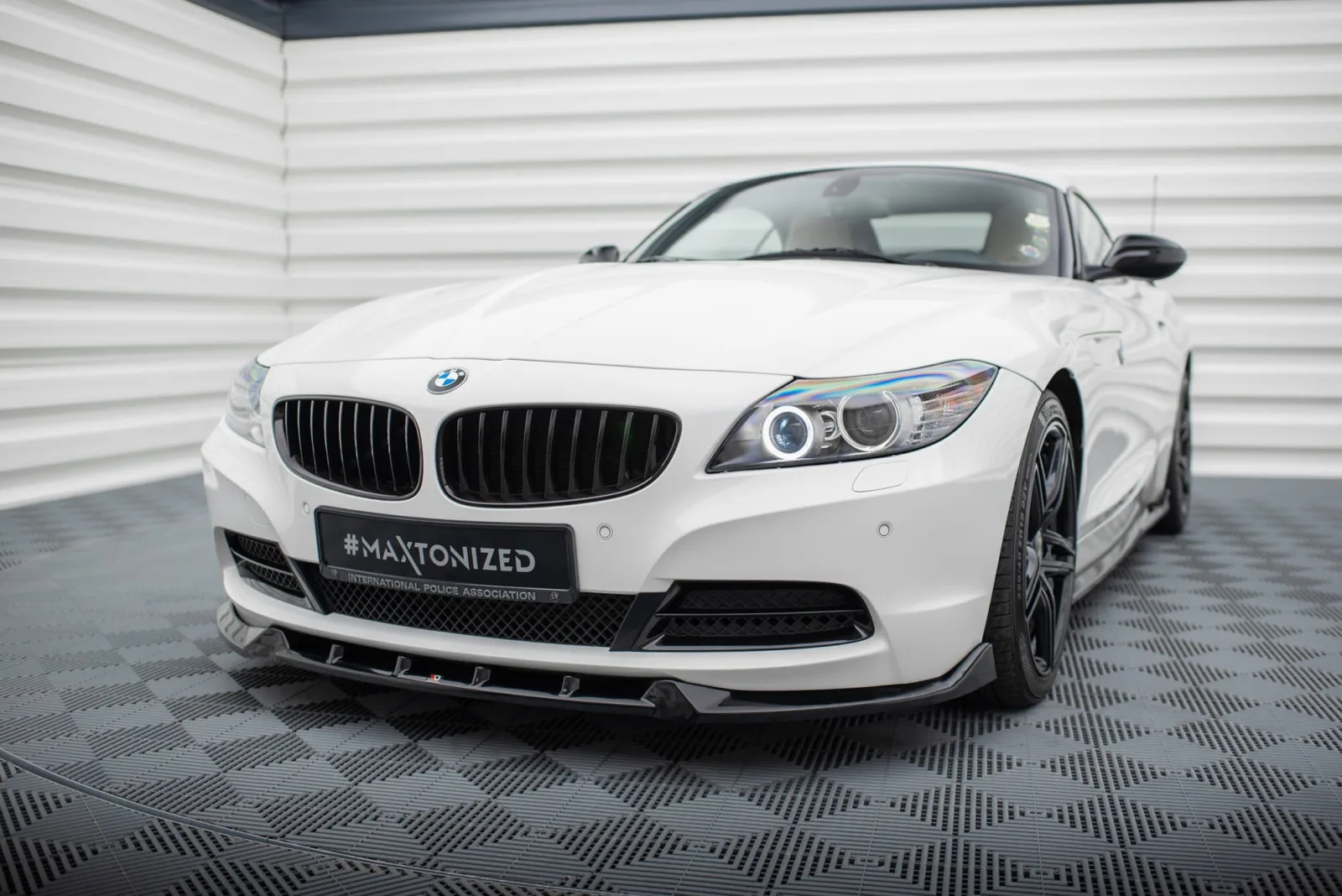 Front Splitter V.2 compatible with BMW Z4 E89