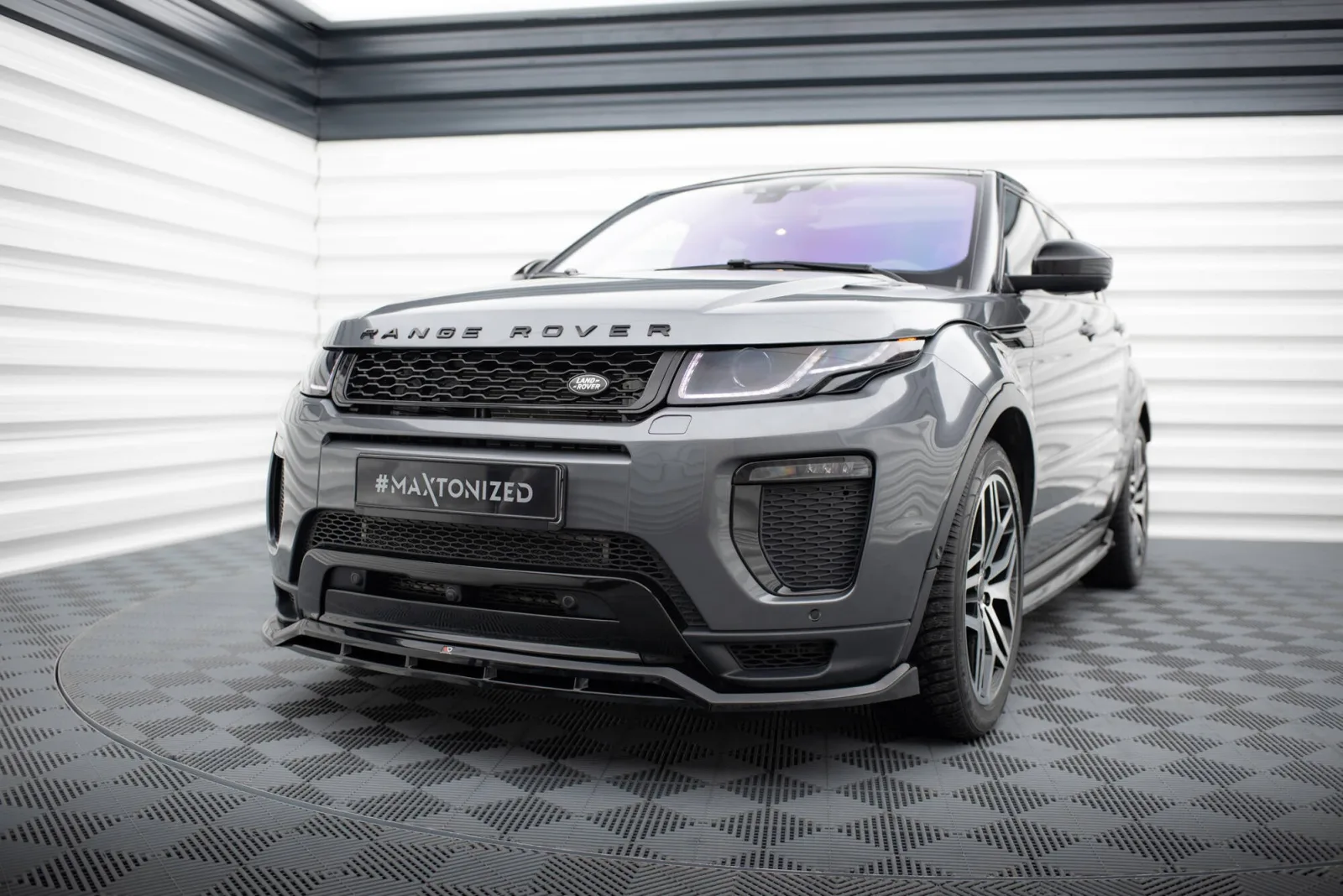 Front Splitter compatible with Land Rover Range Rover Evoque HSE Dynamic Mk1 Facelift