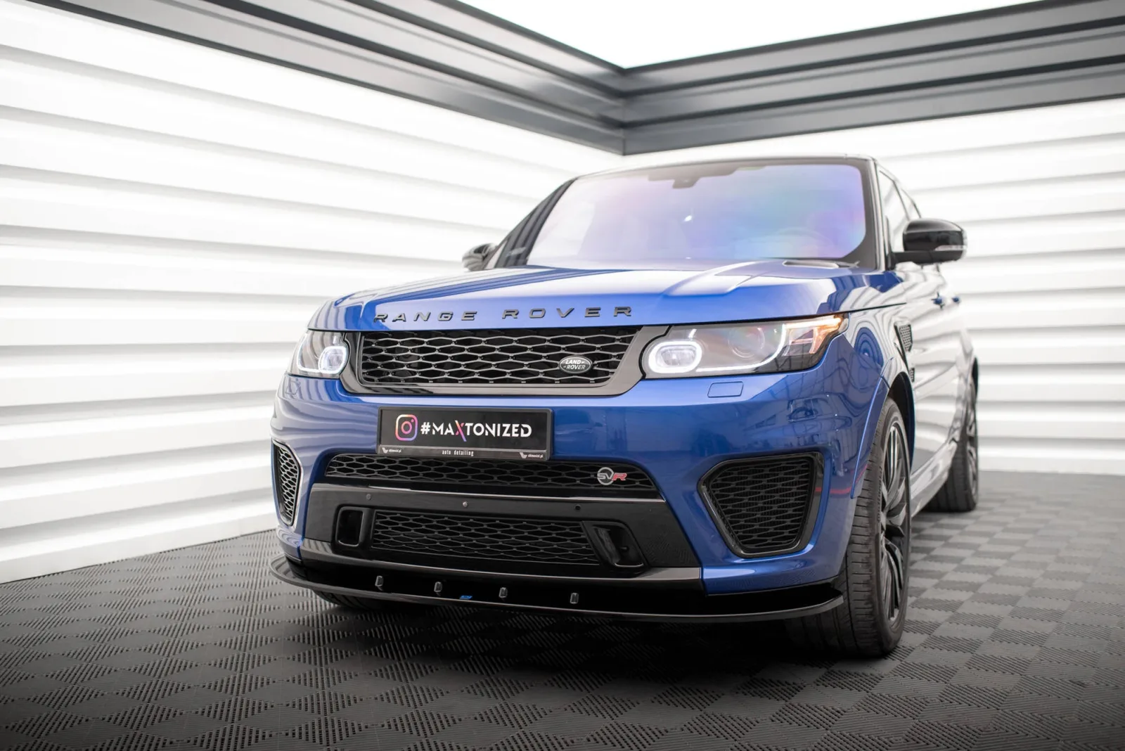 Front Splitter V.1 compatible with Land Rover Range Rover Sport SVR Mk2