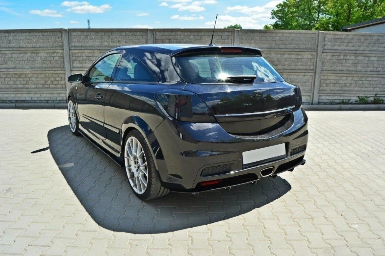 Rear Diffuser compatible with Opel Astra H (For OPC/VXR)