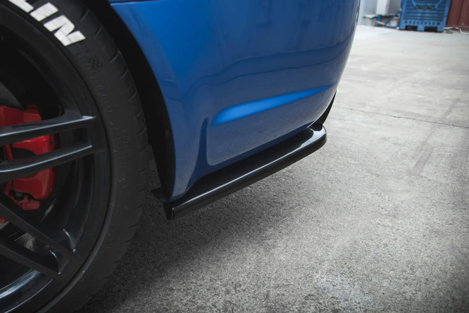 Rear Side Splitters V.2 compatible with Audi RS4 Sedan B7