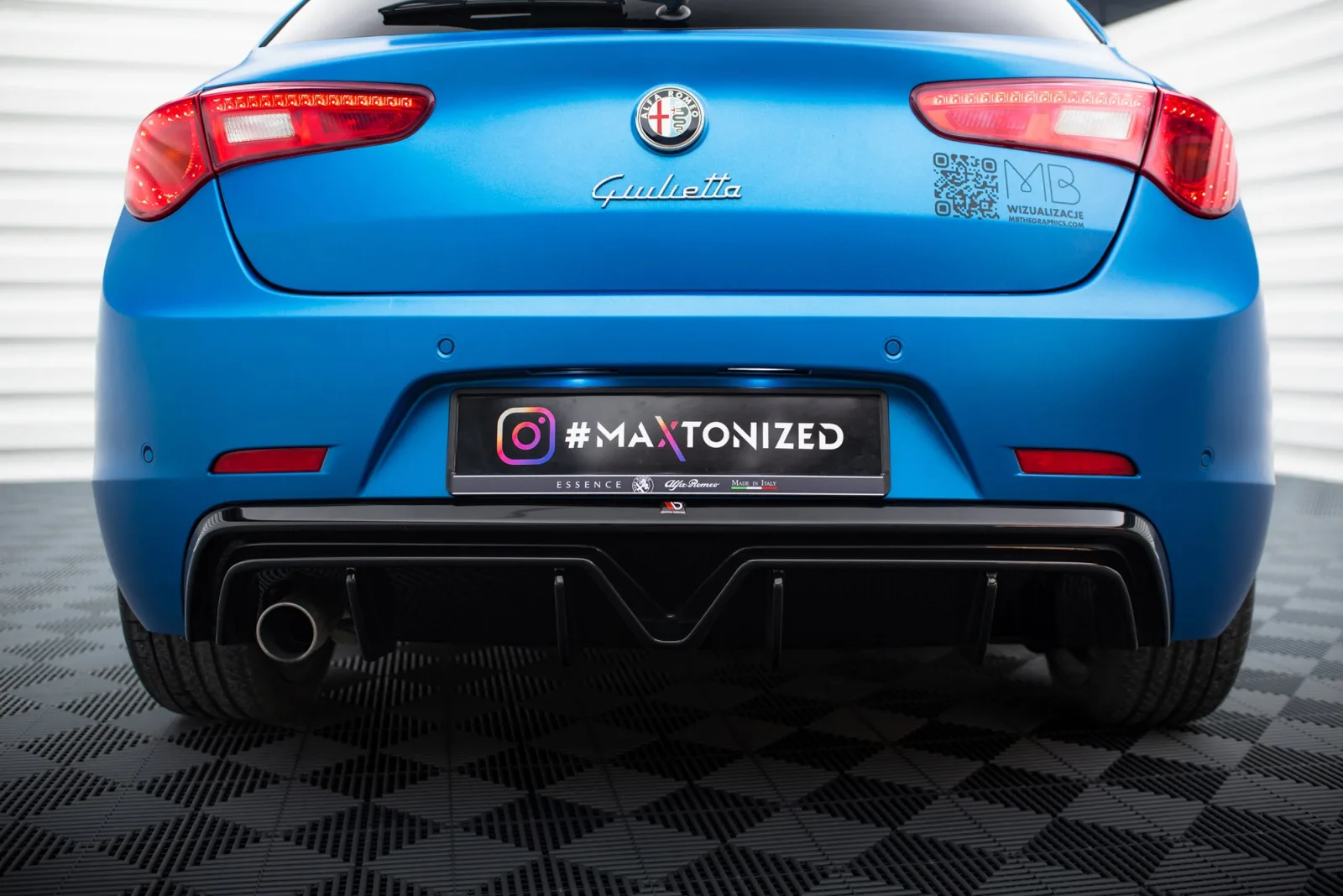 Rear Valance compatible with Alfa Romeo Giulietta (Version with exhaust on one side)
