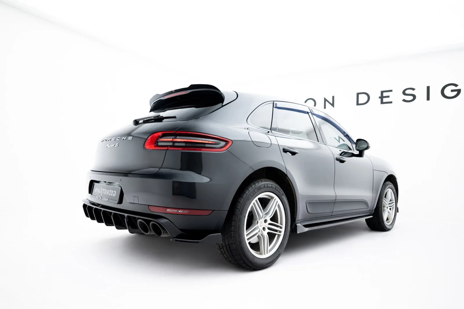 Rear Side Splitters V.2 compatible with Porsche Macan Mk1