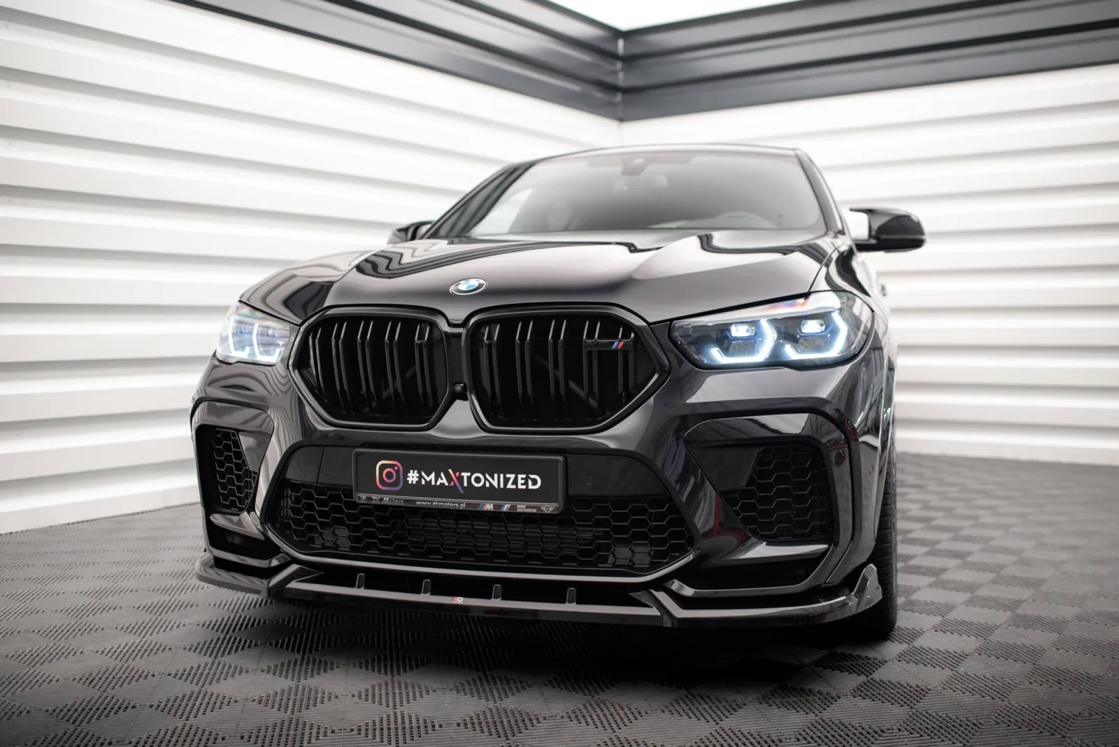 Front Splitter V.2 compatible with BMW X6 M F96