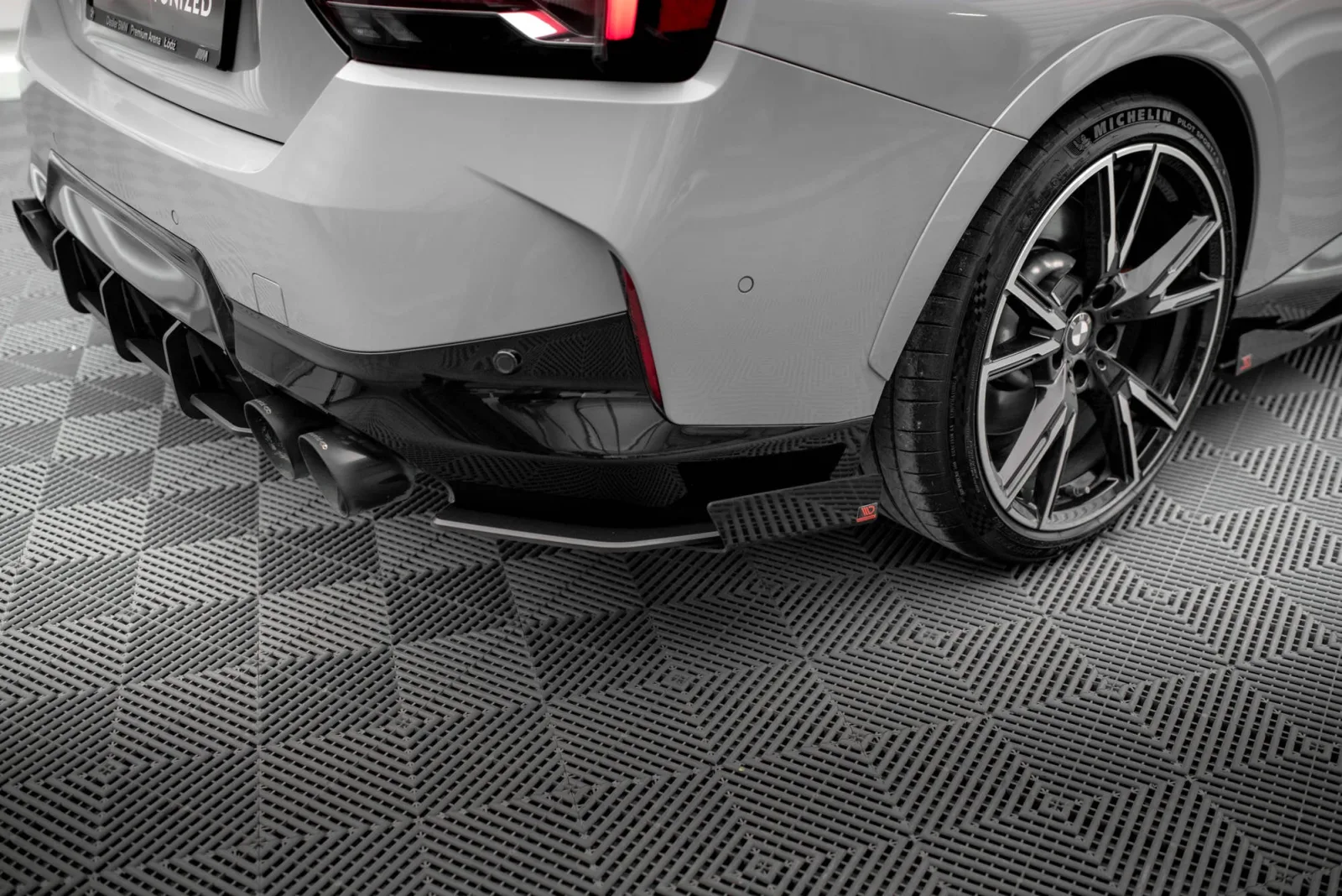 Rear Side Splitters Street Pro + Flaps compatible with BMW 2 Coupe M240i G42