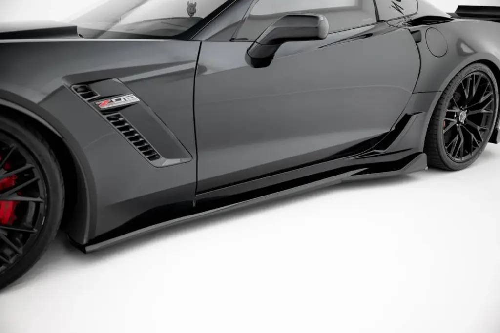 Side Skirts Diffusers compatible with Chevrolet Corvette Z06 C7