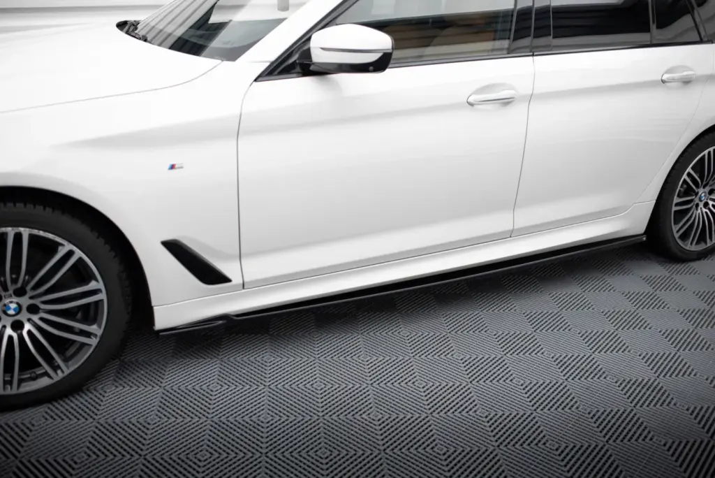 Side Skirts Diffusers V.2 compatible with BMW 5 M-Pack G30 / G31