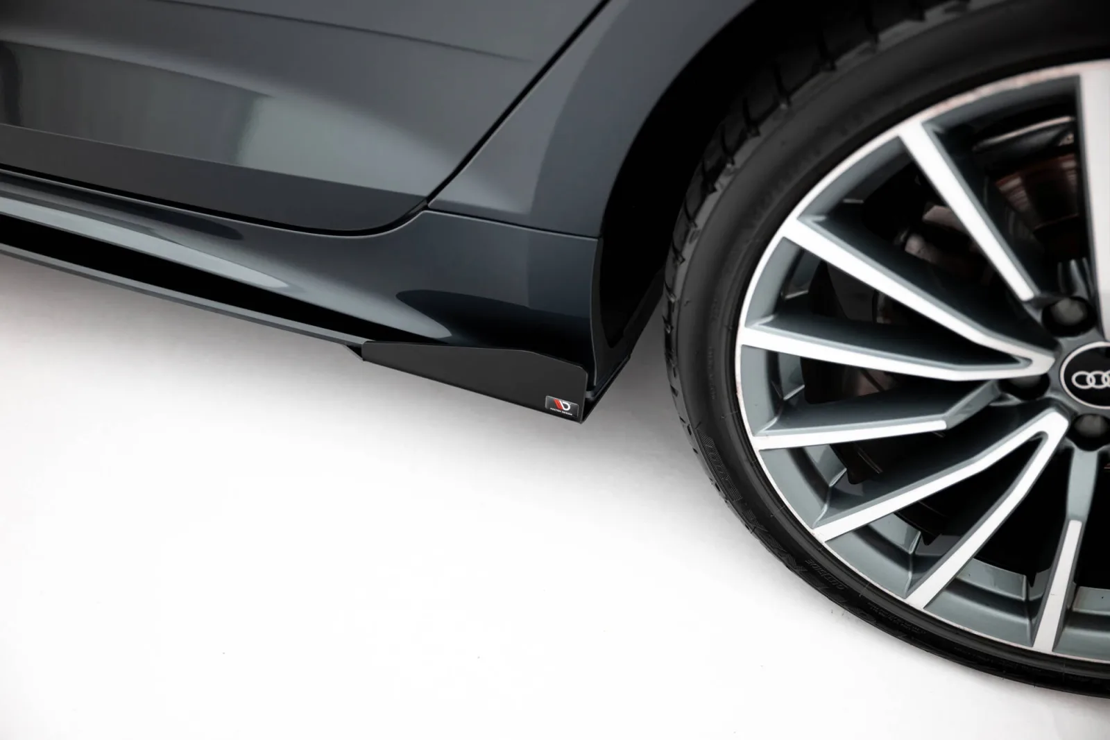 Side Flaps compatible with Audi A5 Sportback F5 Facelift