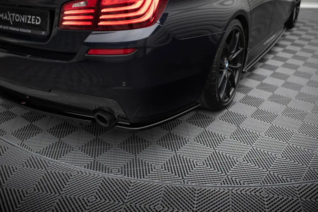 Rear Side Splitters compatible with BMW 5 M-Pack Sedan /Touring F10/F11 (2 pojedyncze Exhaust Tips)