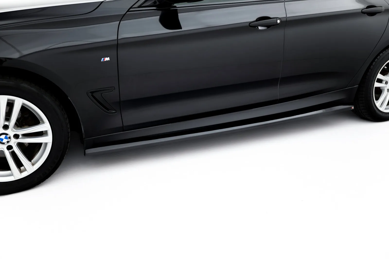 Side Skirts Diffusers compatible with BMW 3 GT M-Pack F34