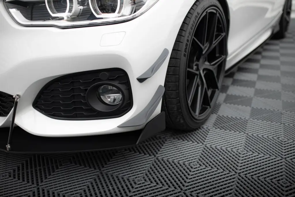 Canards compatible with BMW 1 M-Pack / M140i F20 Facelift