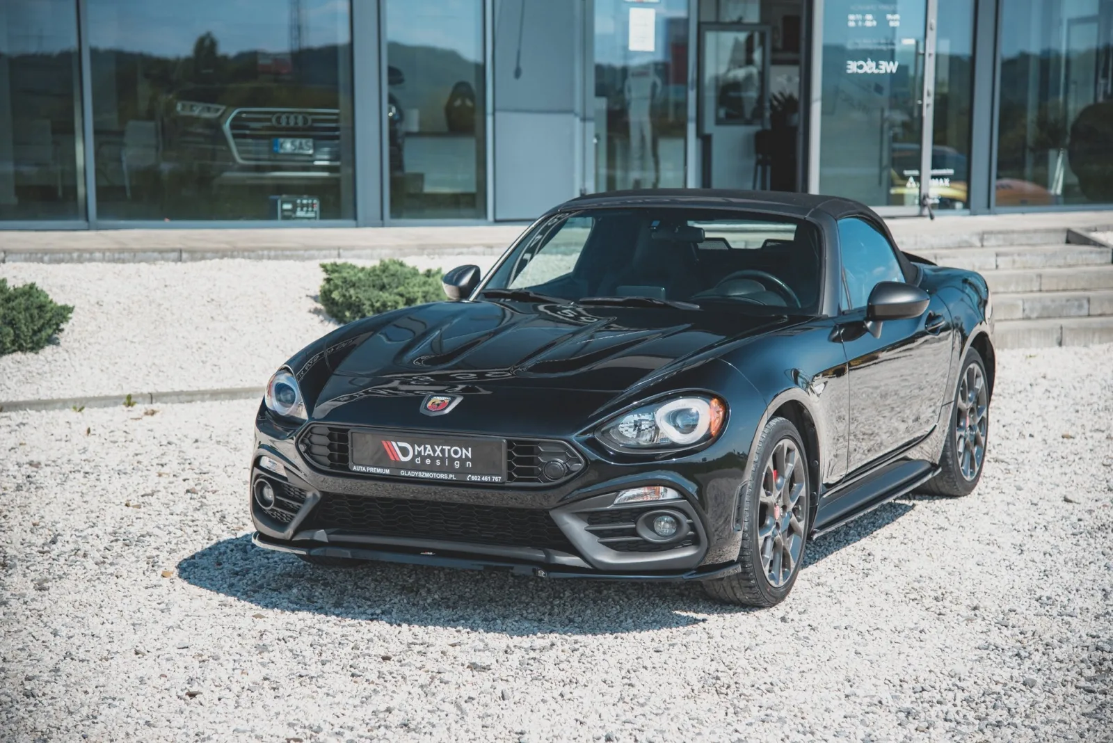 Front Splitter compatible with Abarth 124 Spider