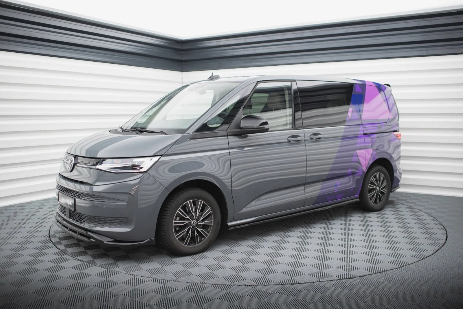 Set of Splitters compatible with Volkswagen Multivan T7