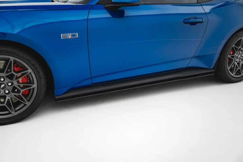 Side Skirts Diffusers Street Pro compatible with Ford Mustang GT Mk7