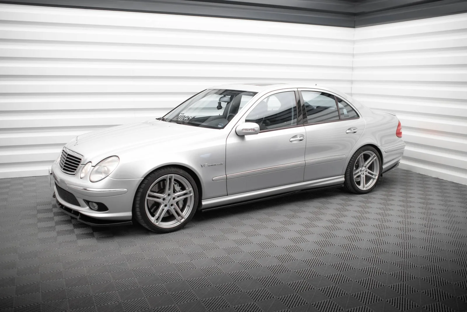 Set of Splitters compatible with Mercedes-Benz E 55 AMG W211