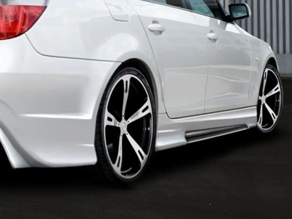 Side Skirts Diffusers compatible with BMW 5 E60 / E61