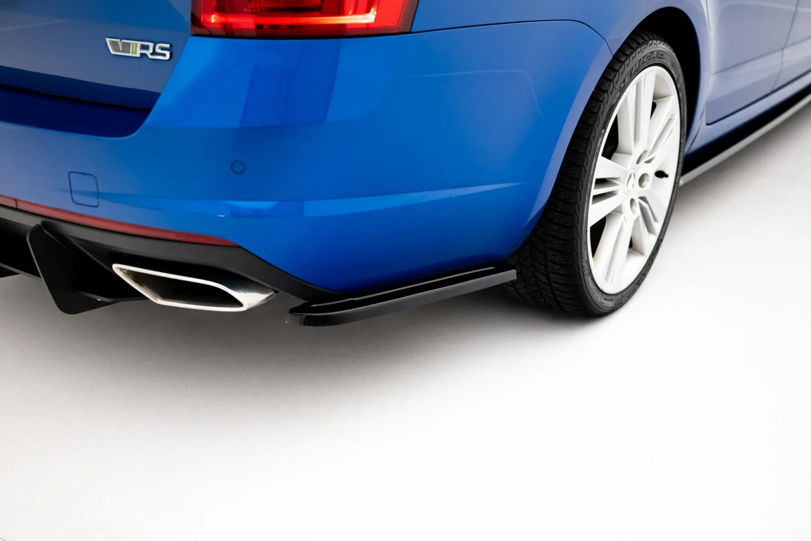 Rear Side Splitters compatible with Skoda Octavia RS Mk3 / Mk3 FL Hatchback / Kombi