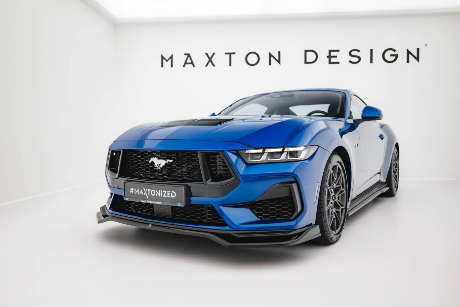 Front Splitter V.1 compatible with Ford Mustang GT Mk7