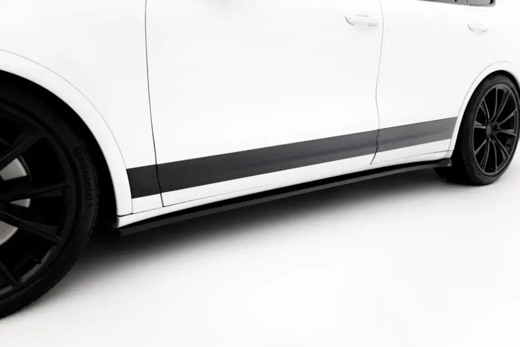 Side Skirts Diffusers compatible with Porsche Cayenne Turbo / Standard Mk2