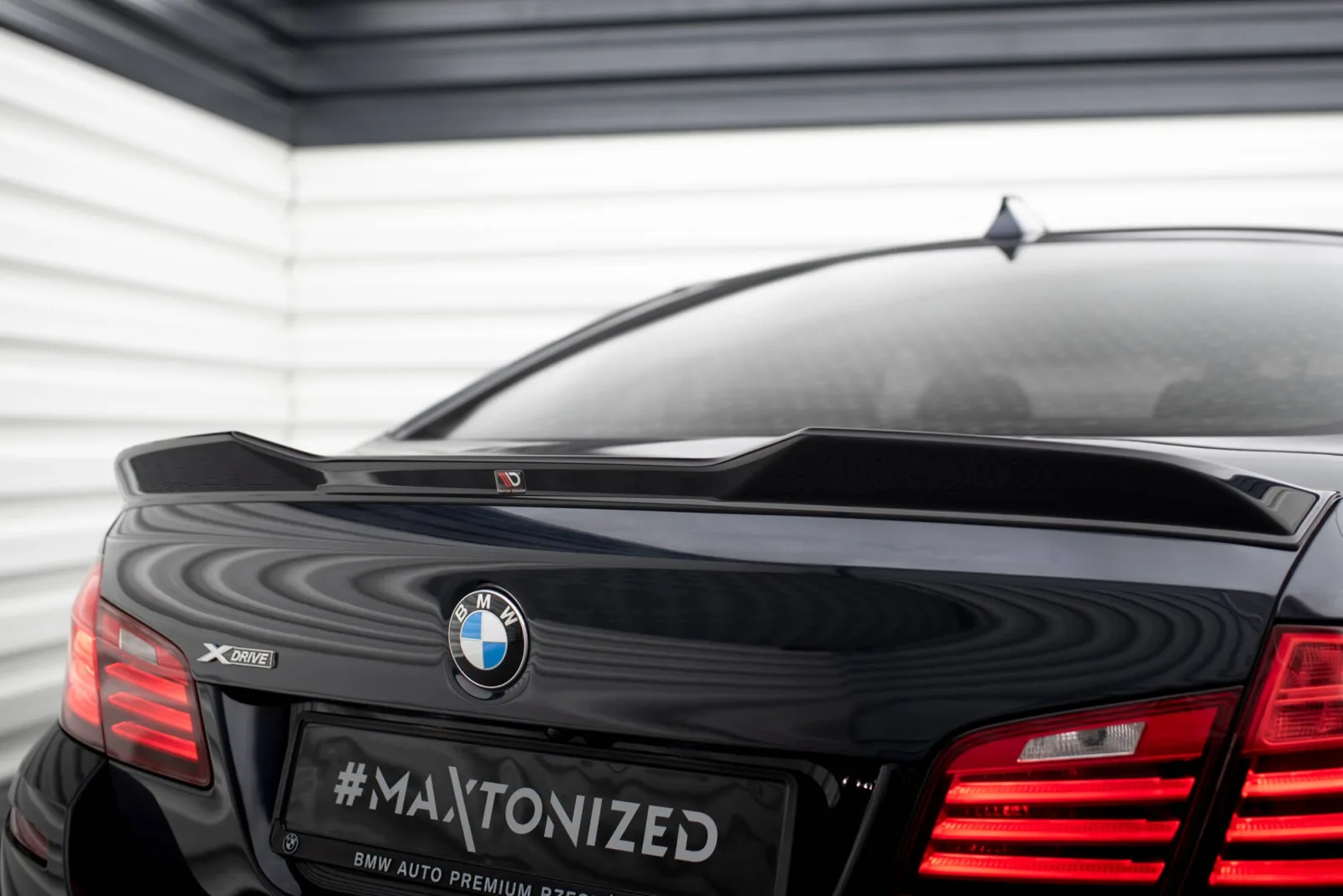 Spoiler Cap 3D compatible with BMW 5 M-Pack F10