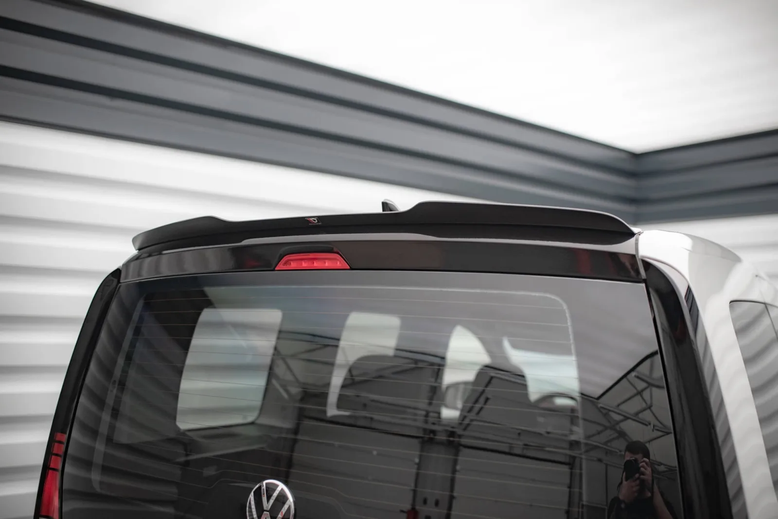 Spoiler Cap compatible with Volkswagen Caddy Mk5