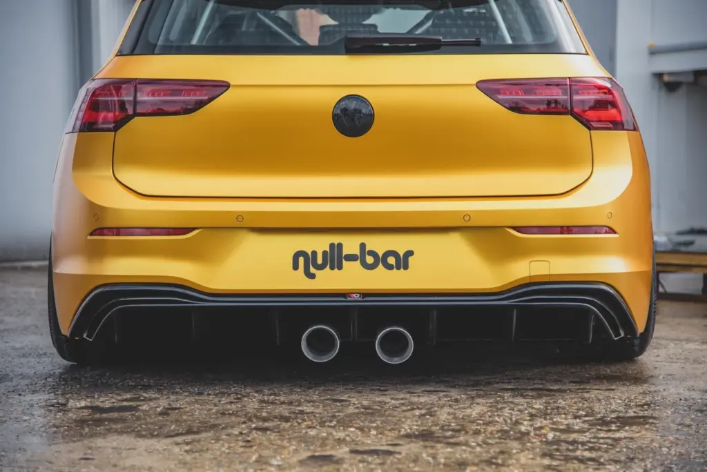 Rear Valance compatible with Volkswagen Golf Mk8 (R32 Look)