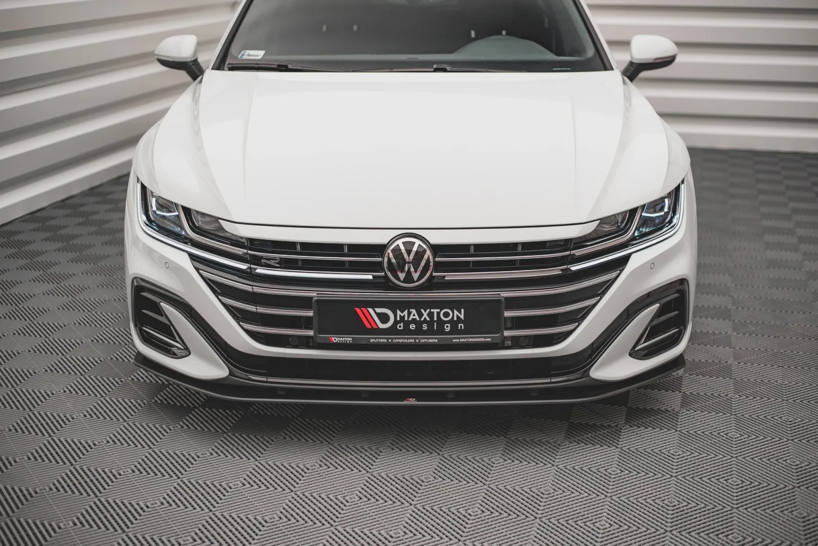 Front Splitter Street Pro compatible with Volkswagen Arteon Sedan / Shooting Brake R-Line Mk1 Facelift