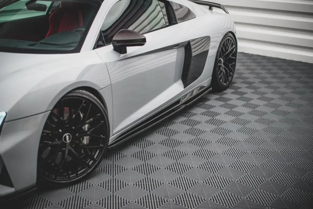Side Skirts Diffusers compatible with Audi R8 Mk2 Facelift